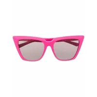 balenciaga eyewear lunettes de soleil teintées à monture papillon - rose