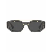 versace eyewear lunettes de soleil ve2235 à monture rectangulaire - gris