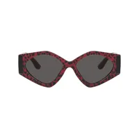 dolce & gabbana eyewear lunettes de soleil à monture papillon - rouge