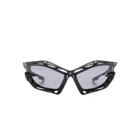 givenchy lunettes de soleil à monture papillon - noir