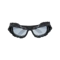 ottolinger lunettes de soleil twisted à verres teintés - noir