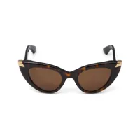 alexander mcqueen eyewear lunettes de soleil punk à monture papillon - marron