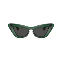 burberry eyewear lunettes de soleil à monture papillon - vert